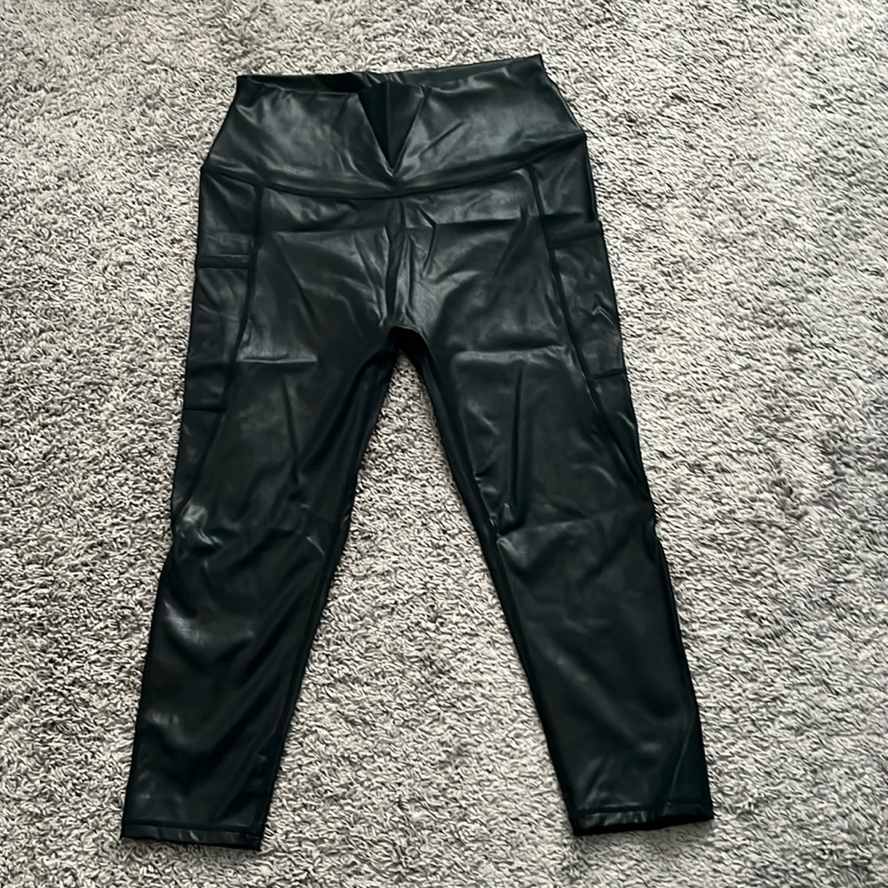 Shiny Capris